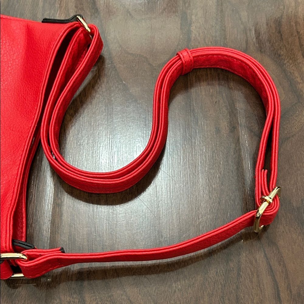 Red Shoulder Bag - Picture 3 of 7